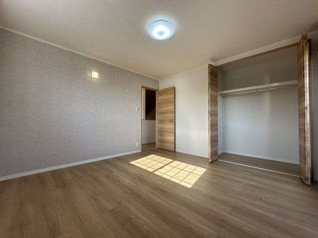 明石市魚住町錦が丘１丁目戸建の洋室