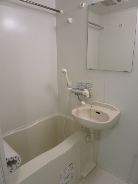 HF早稲田レジデンスの浴室