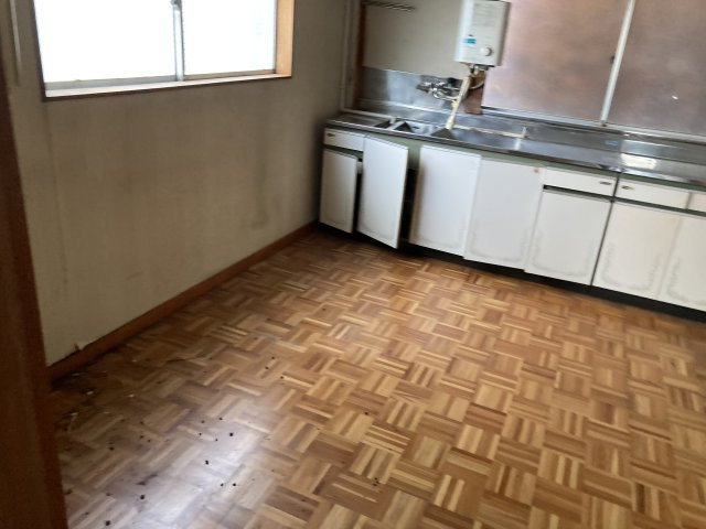 【キッチン】 | 戸部駅徒歩4分 2-3階 31.25坪 現状住宅仕様