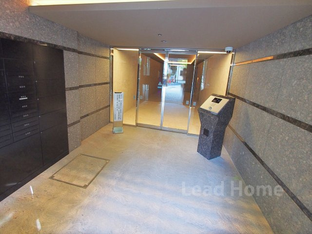 【エントランス】 | ロイヤルシーズン南麻布