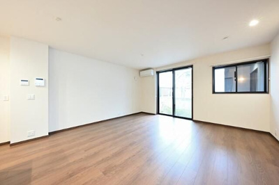 【居間・リビング】 | 高円寺北２丁目戸建て