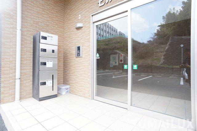 エレイネ須屋のエントランス