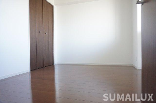 エレイネ須屋のその他