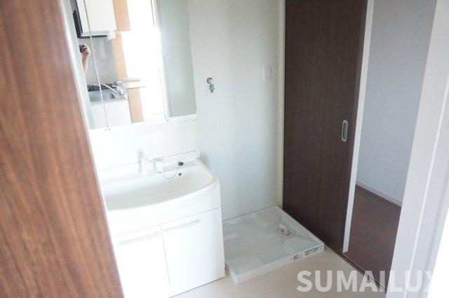 エレイネ須屋のその他