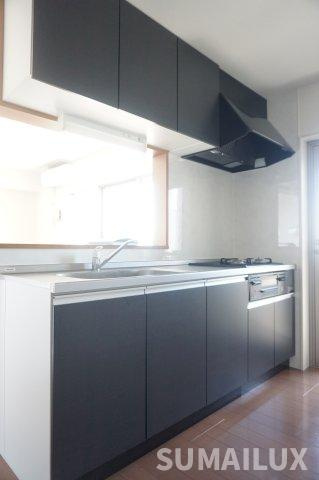 エレイネ須屋のその他