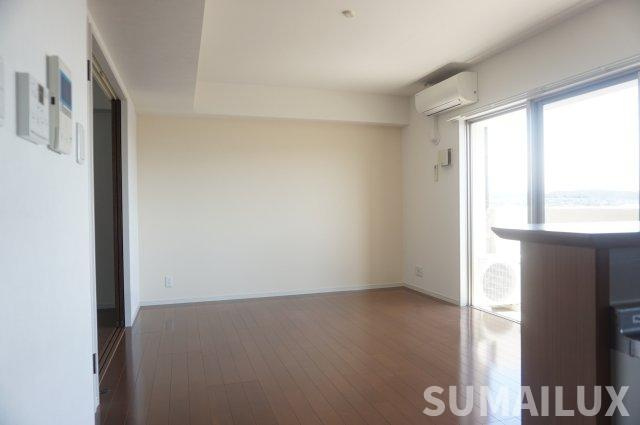 エレイネ須屋のその他