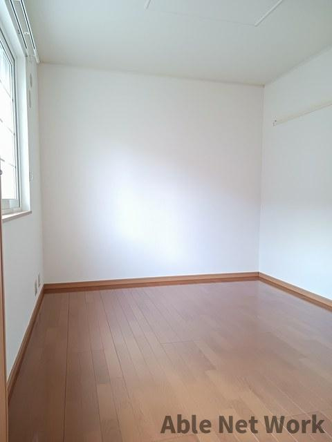 チャンプデブレの洋室|６帖の洋室