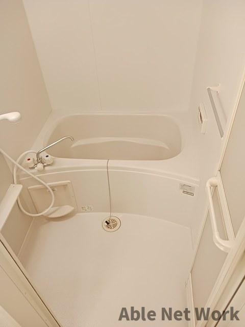 チャンプデブレの浴室|追い焚き＆浴室乾燥付き