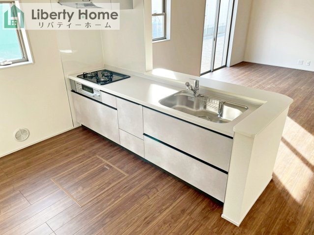 小美玉市納場第5　新築戸建のキッチン