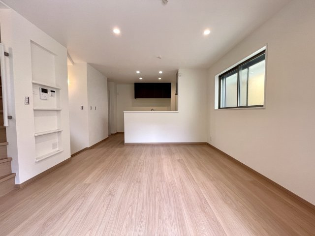 和光市白子2丁目　利便×自然　穏やかな街並み　限定1棟の居間・リビング