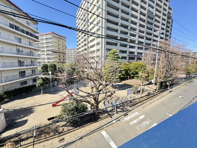 和光市白子2丁目　利便×自然　穏やかな街並み　限定1棟の展望|3階バルコニーから撮影。目の前が公園で開放感抜群♪お子様が元気に走り回る姿を見守れますね♪