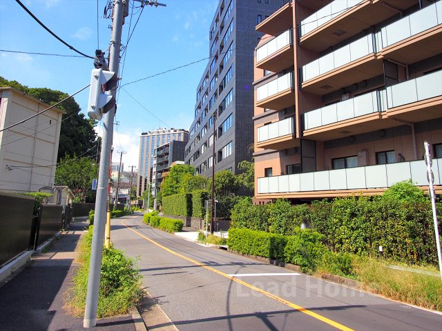 【その他】 | 常盤松ハウス | 前面道路