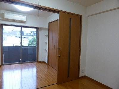 日神デュオステージ船橋の居間・リビング