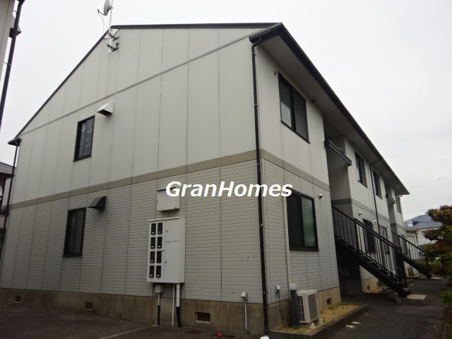 グランドール谷田川の外観