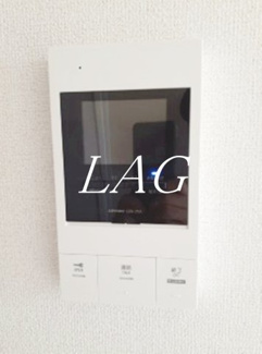 【セキュリティ】 | グランメゾン | モニター付きインターフォンです。