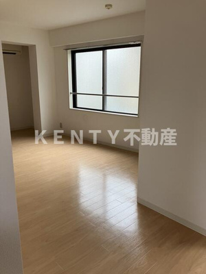 【寝室】 | ライフピアモア武蔵小山 | 使い勝手のいい寝室です