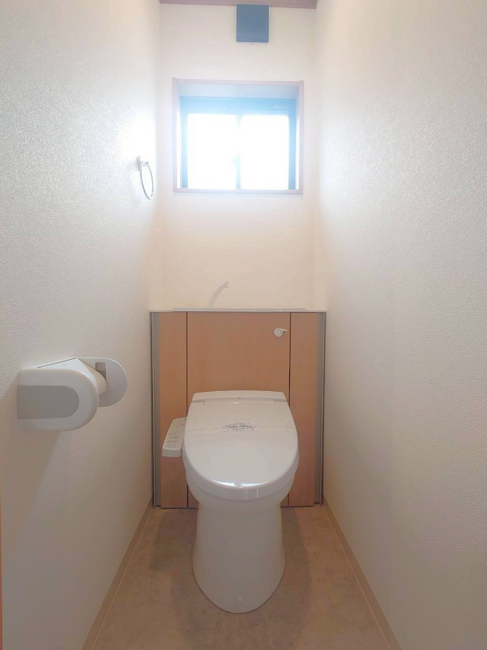 ２０２６年３月リフォーム完了◆ロフトつき収納豊富◆床暖房＆浴室サウナ付き◆南区上鳥羽西浦町のトイレ|トイレ