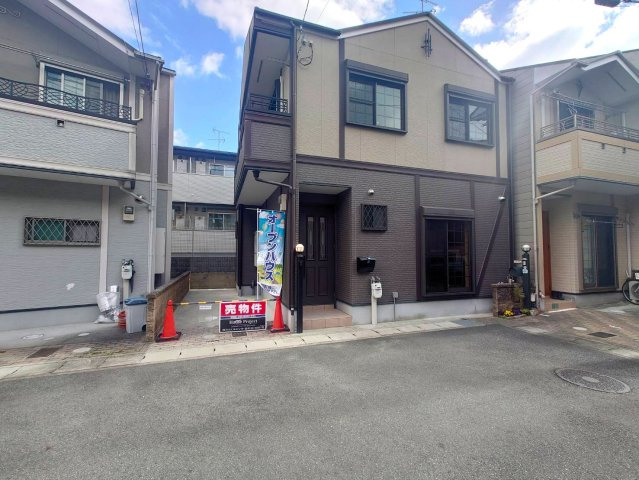 ２０２６年３月リフォーム完了◆ロフトつき収納豊富◆床暖房＆浴室サウナ付き◆南区上鳥羽西浦町の外観|外観