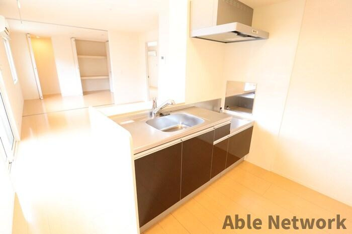 コンフォートヴィラ大沼のキッチン|対面式キッチン