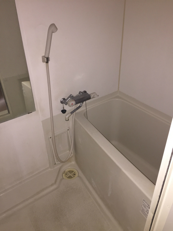 Rising place浅草の浴室