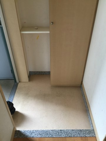 Rising place浅草の玄関