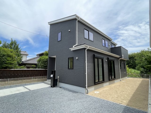 藤岡市藤岡０１期（全２棟）１号棟の外観