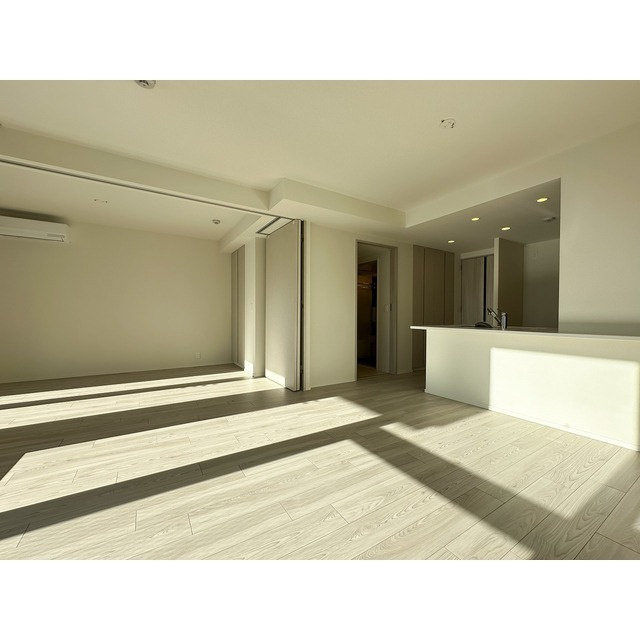 ザ・ケンジントン・レジデンス上池台の居間・リビング