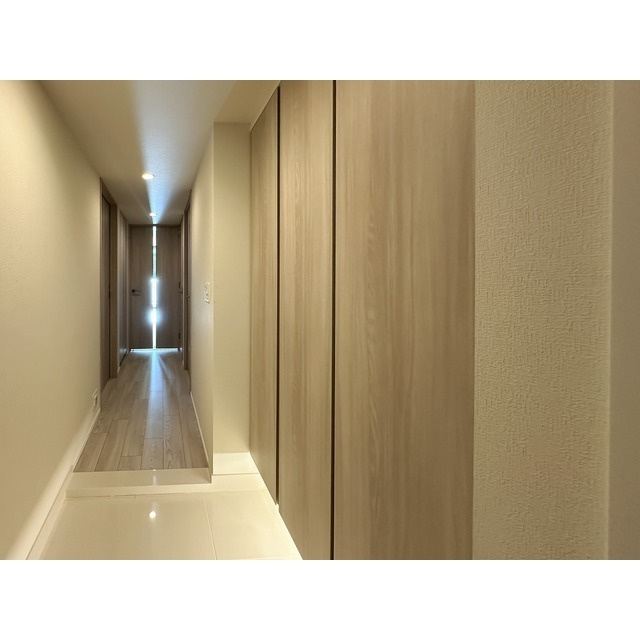 ザ・ケンジントン・レジデンス上池台の玄関