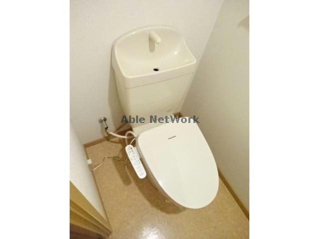 エストレーノｋｏｅｉのトイレ|温水洗浄暖房便座