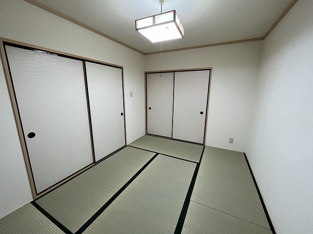 西里ハイツ Bの収納