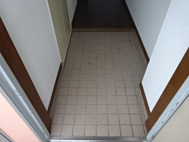 ハイツ永井の玄関