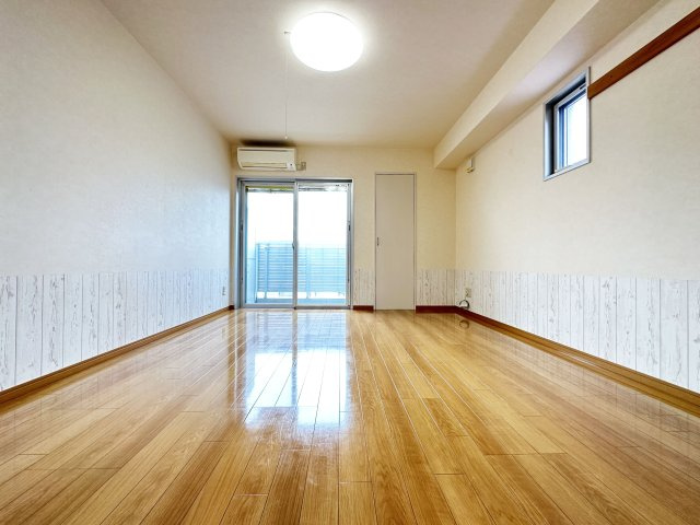 アゼリア南はりまの居間・リビング|ゆったりとした居間です