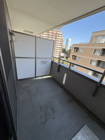 パークサイド芝のバルコニー