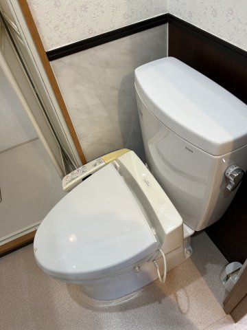 春日部市小渕の賃貸マンションのトイレ