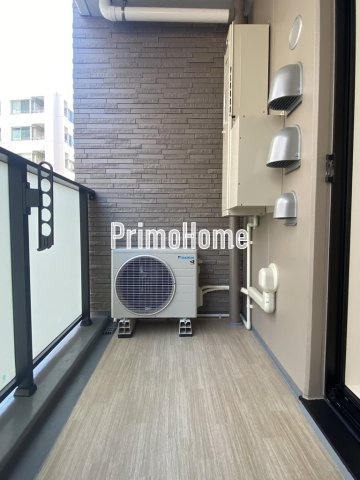 クロスレジデンス日本橋浜町のバルコニー