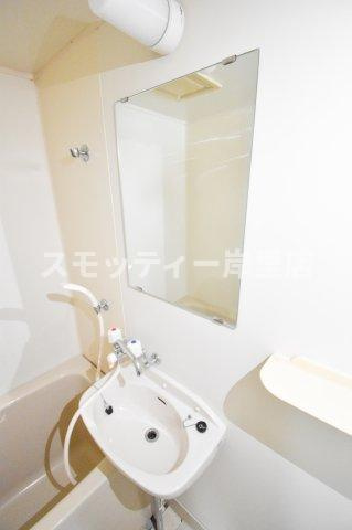 ハイツ五條の洗面所