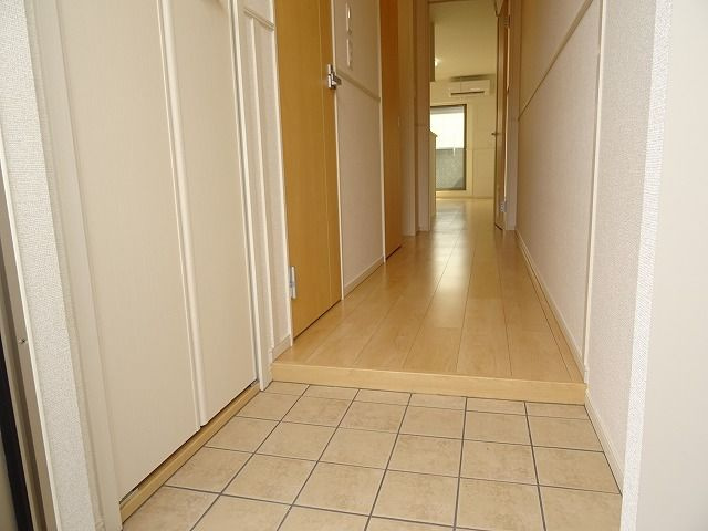 カーサ　ドルチェの玄関