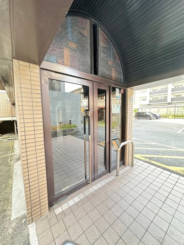 イーストフィールドのエントランス