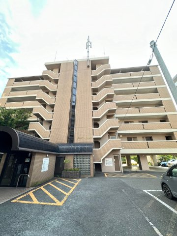 イーストフィールドの外観