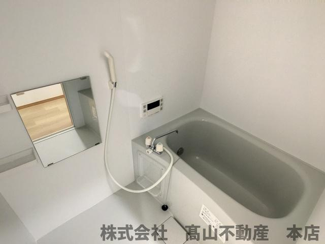 ラフォーレさつき九番館の浴室