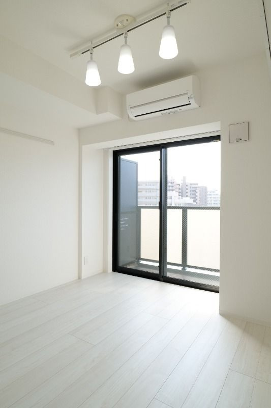 ブライズ南砂の居間・リビング