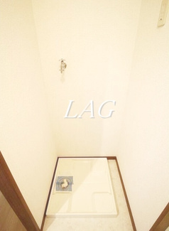 【その他】 | アムール　Ｐｅｔｉｔ | 室内洗濯機置き場です。