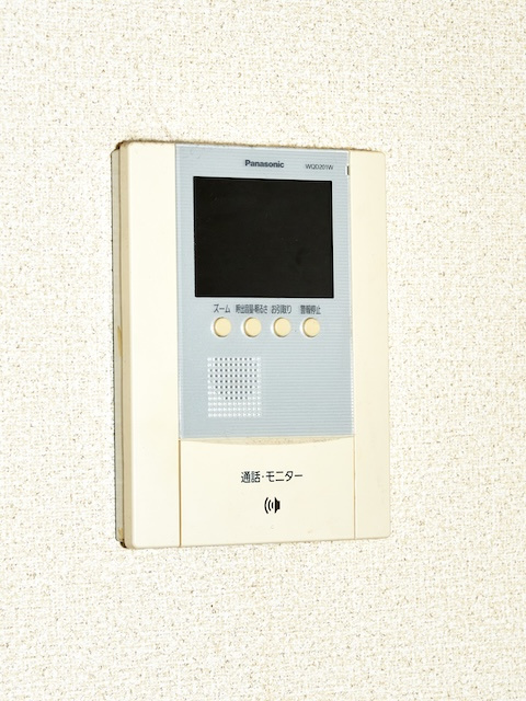 タウンハウス伊川谷のセキュリティ|カラーモニター付インターホン