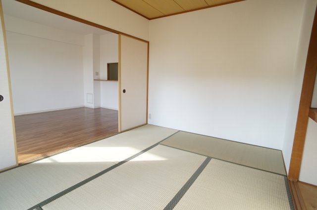 パセオ清荒神１番館の和室