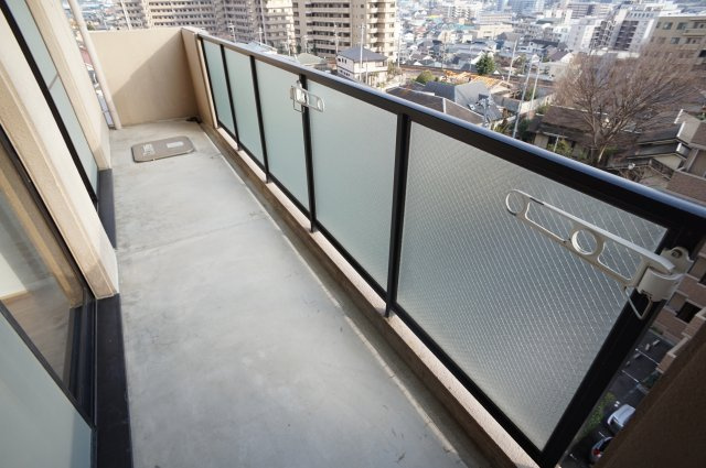 パセオ清荒神１番館のバルコニー