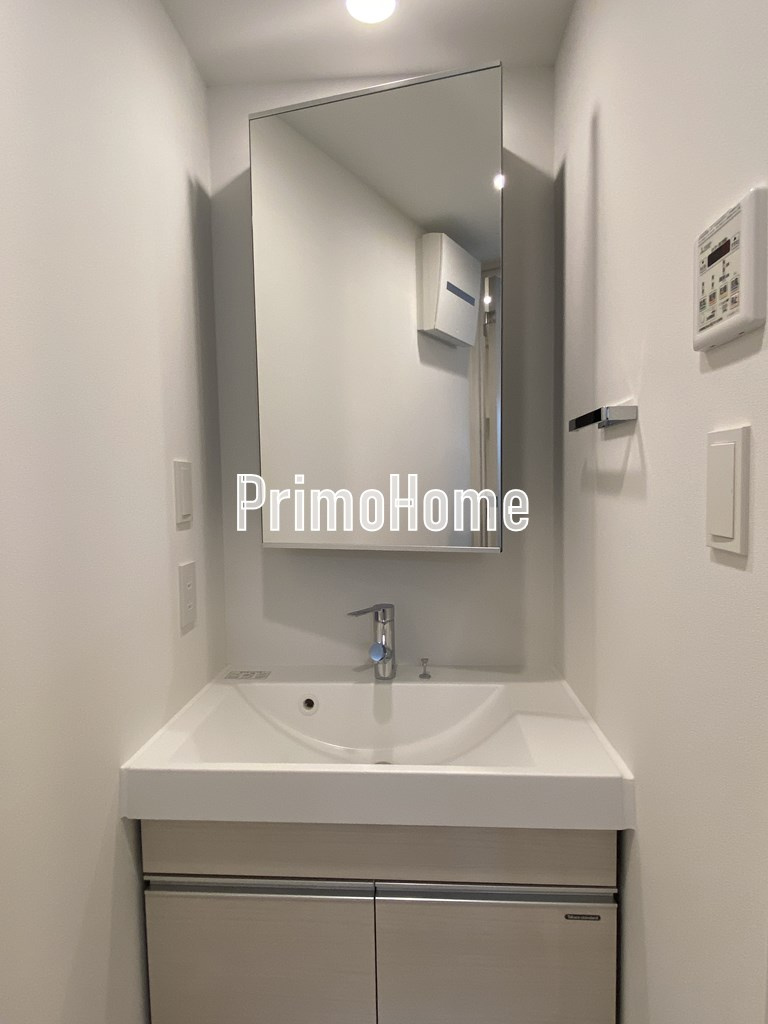 クロスレジデンス日本橋浜町の洗面所