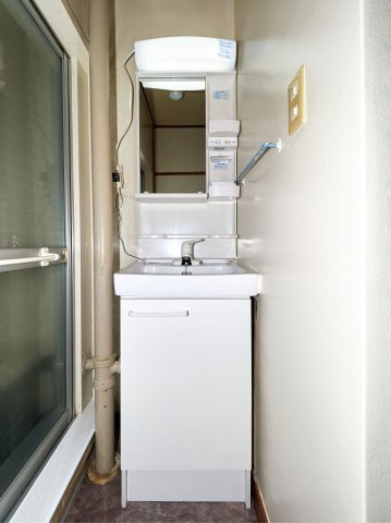 垂水農住5号棟の独立洗面台|洗面化粧台