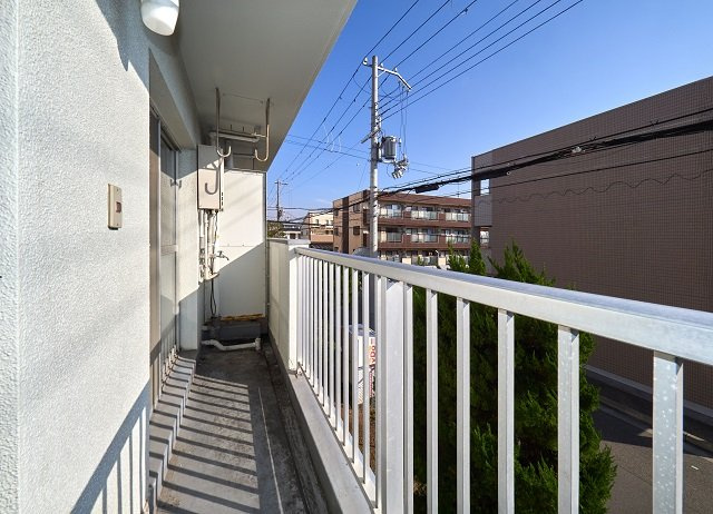 垂水農住5号棟のバルコニー|東面バルコニー