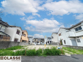 【前面道路含む現地写真】 | 城陽市久世里ノ西　3区画1号地　売土地　建築条件無し