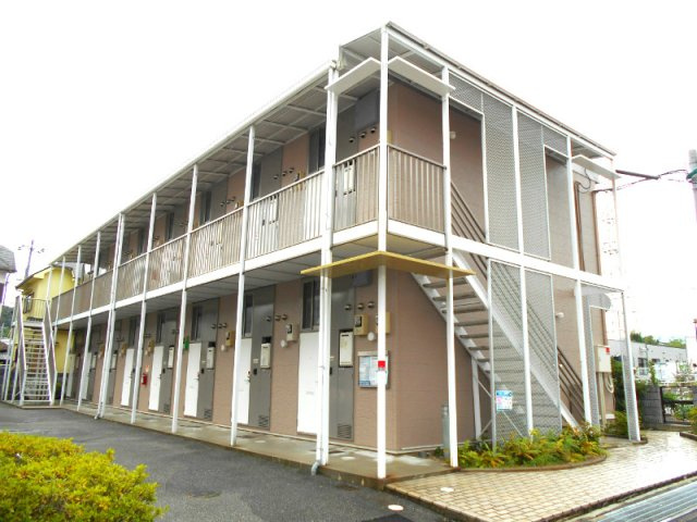 西宮市山口町名来２丁目のアパート